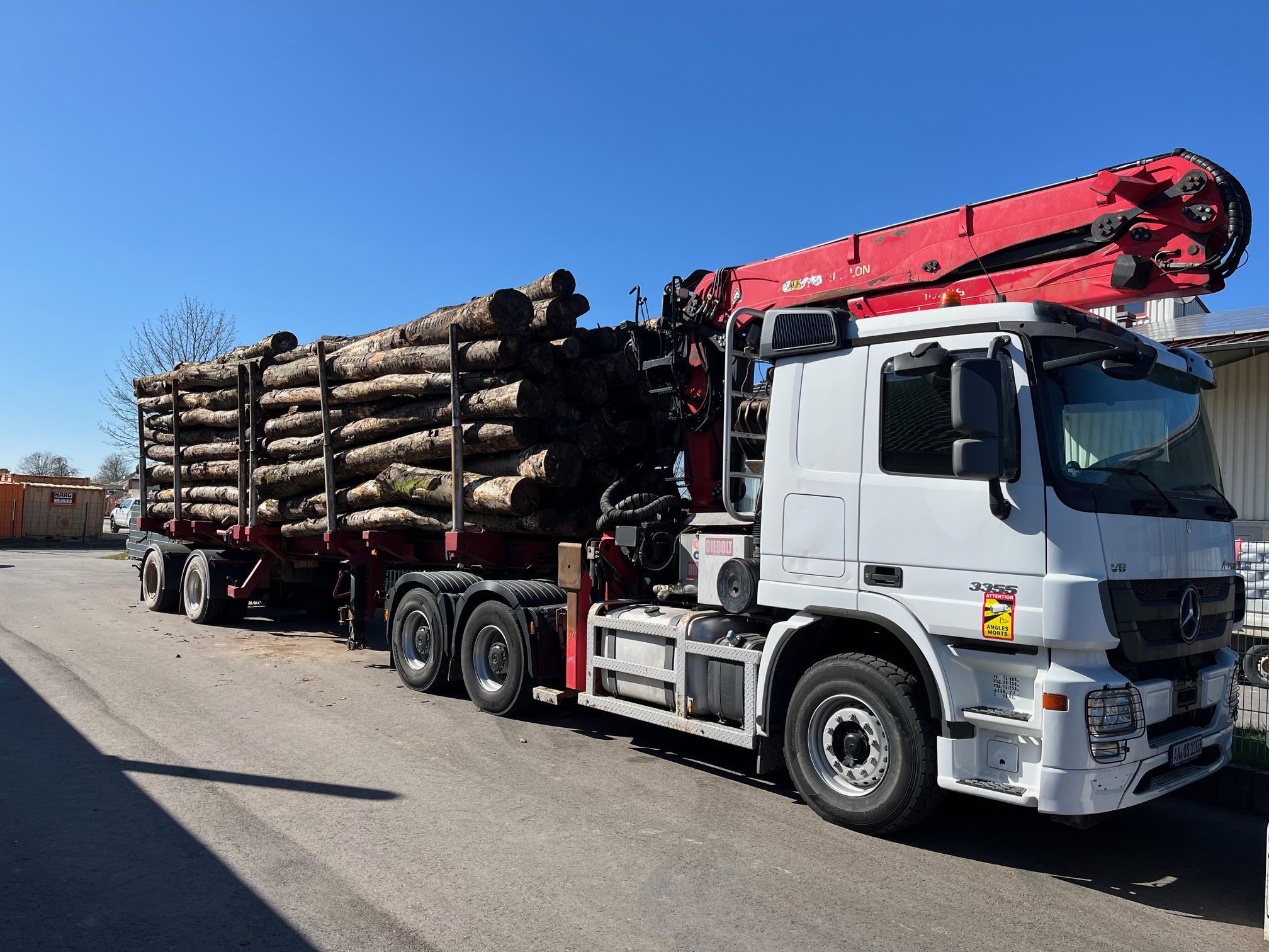 Mercedes-Benz Actros 3355